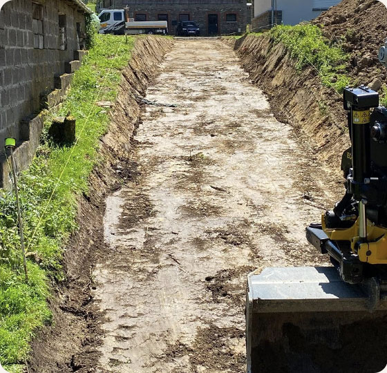 terrassement et drainage pour la création d'une allée 